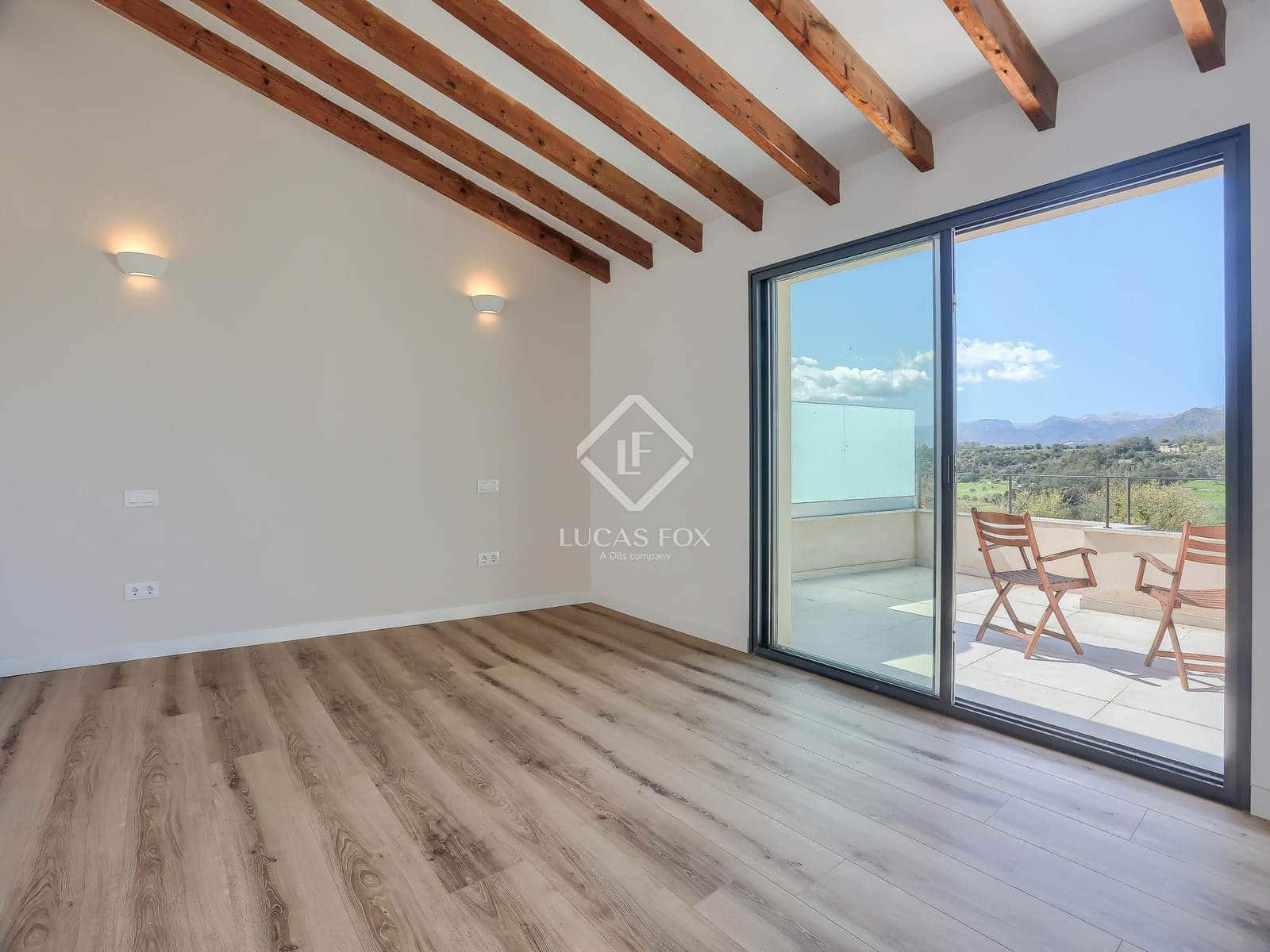 3 soveværelse Villa til salg i Llubi med swimmingpool garage - € 1.390.000 (Ref: 8927172)