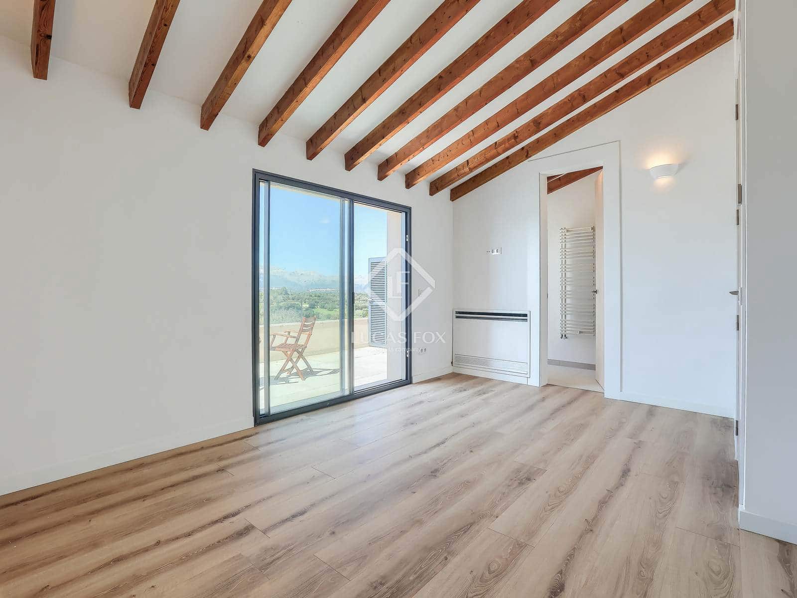 3 soveværelse Villa til salg i Llubi med swimmingpool garage - € 1.390.000 (Ref: 8927172)