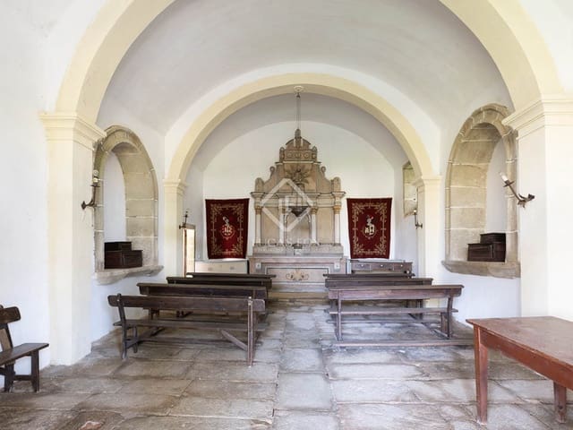 8 bedroom Finca/Country House for sale in Teo with garage - € 950,000 (Ref: 8927173)