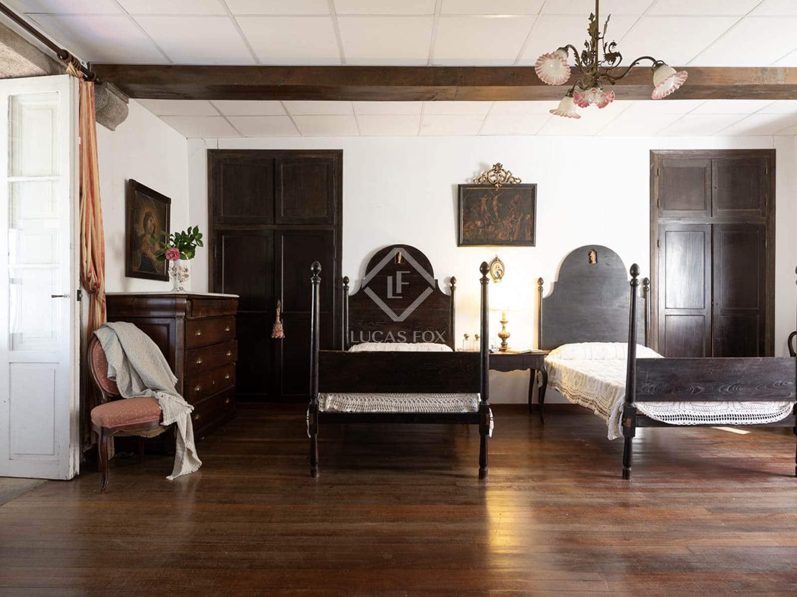 8 soveværelse Finca/Landehus til salg i Teo med garage - € 950.000 (Ref: 8927173)