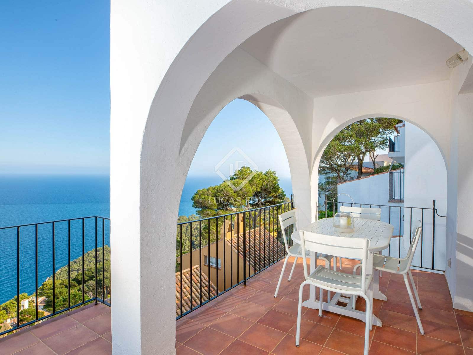 2 soveværelse Lejlighed til salg i Begur med swimmingpool - € 450.000 (Ref: 8927650)