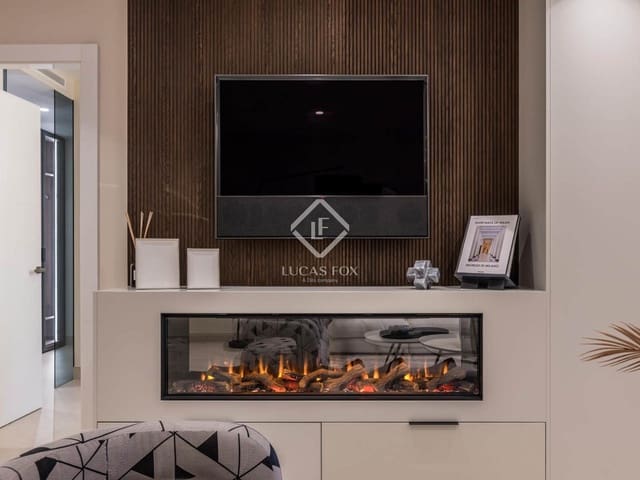 3 slaapkamer Appartement te koop in Estepona met zwembad garage - € 1.825.000 (Ref: 8928005)