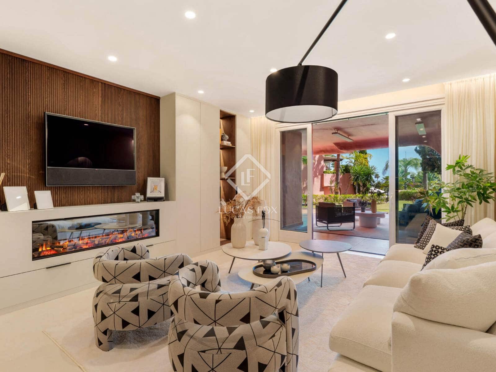 3 slaapkamer Appartement te koop in Estepona met zwembad garage - € 1.825.000 (Ref: 8928005)