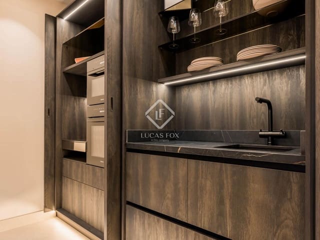 3 slaapkamer Appartement te koop in Estepona met zwembad garage - € 1.825.000 (Ref: 8928005)