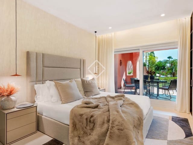 3 slaapkamer Appartement te koop in Estepona met zwembad garage - € 1.825.000 (Ref: 8928005)