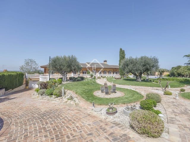 4 soveværelse Villa til salg i Montserrat med swimmingpool garage - € 930.000 (Ref: 8928079)