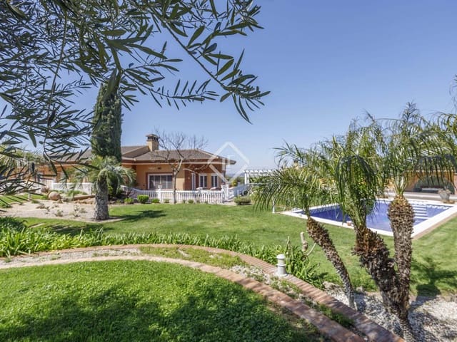 4 soveværelse Villa til salg i Montserrat med swimmingpool garage - € 930.000 (Ref: 8928079)