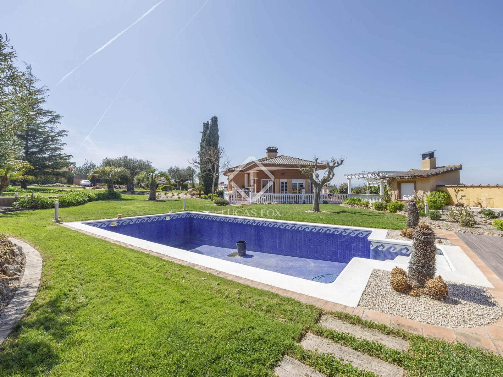 4 soveværelse Villa til salg i Montserrat med swimmingpool garage - € 930.000 (Ref: 8928079)