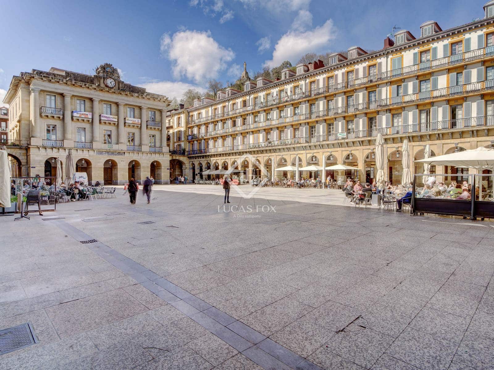 1 bedroom Apartment for rent in Donostia-San Sebastian - € 4,300 (Ref: 8929461)