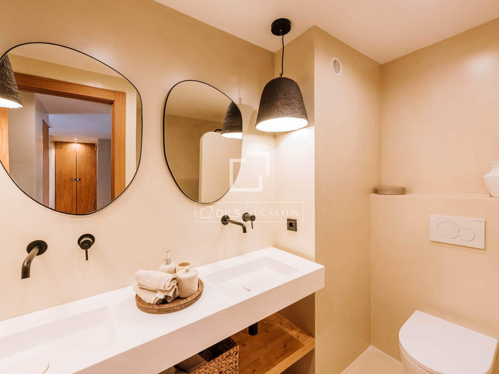 2 soverom Leilighet til salgs i Ibiza by med svømmebasseng - € 850 000 (Ref: 8930642)