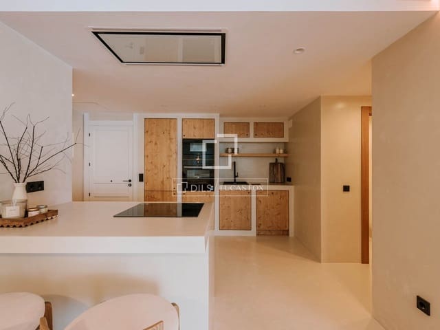 2 soverom Leilighet til salgs i Ibiza by med svømmebasseng - € 850 000 (Ref: 8930642)