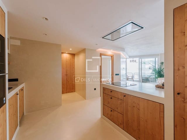 2 soverom Leilighet til salgs i Ibiza by med svømmebasseng - € 850 000 (Ref: 8930642)