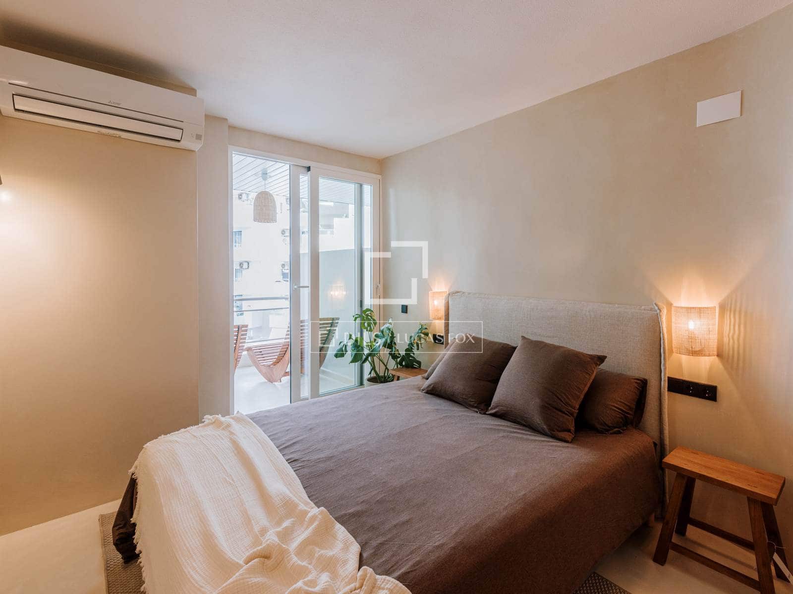 2 soverom Leilighet til salgs i Ibiza by med svømmebasseng - € 850 000 (Ref: 8930642)