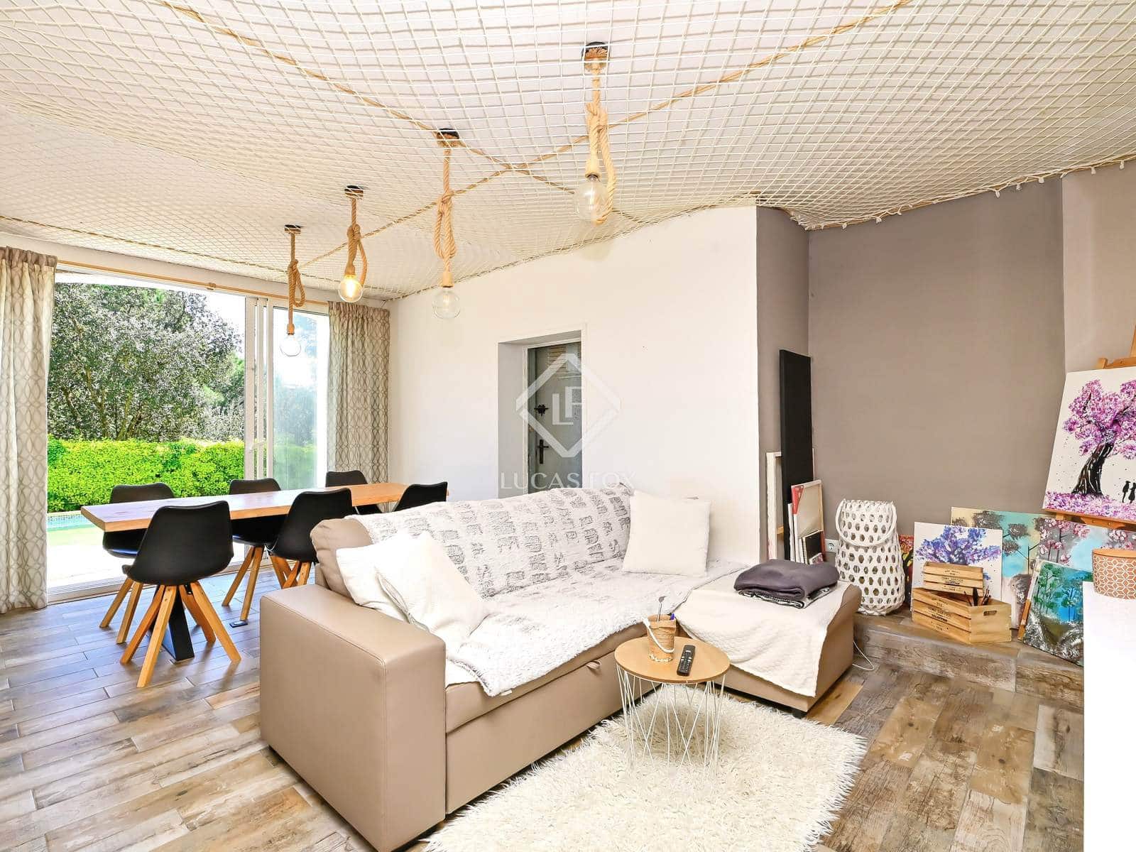 4 soveværelse Villa til salg i Santa Cristina d'Aro med swimmingpool - € 480.000 (Ref: 8931547)