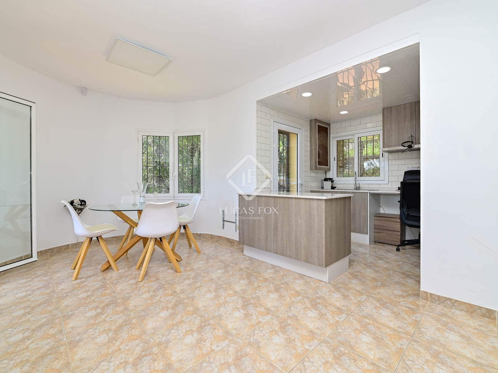 4 soveværelse Villa til salg i Santa Cristina d'Aro med swimmingpool - € 480.000 (Ref: 8931547)