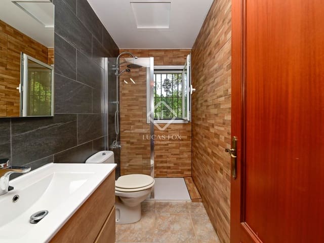 4 Zimmer Villa zu verkaufen in Santa Cristina d'Aro mit Pool - 480.000 € (Ref: 8931547)