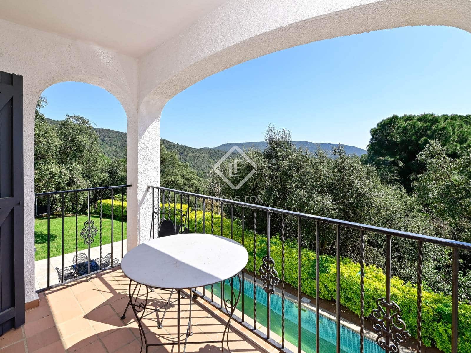 4 soveværelse Villa til salg i Santa Cristina d'Aro med swimmingpool - € 480.000 (Ref: 8931547)