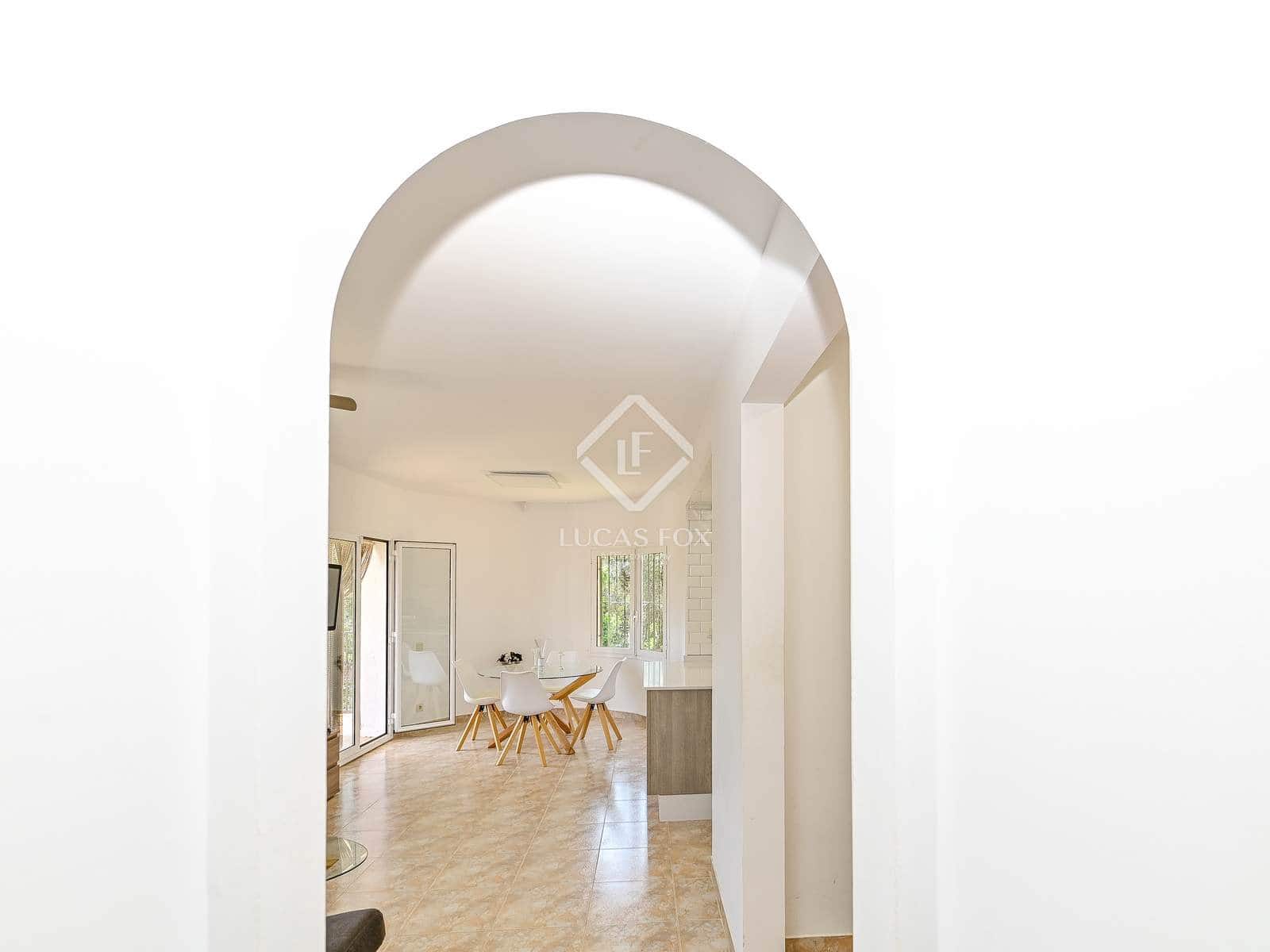 4 soveværelse Villa til salg i Santa Cristina d'Aro med swimmingpool - € 480.000 (Ref: 8931547)