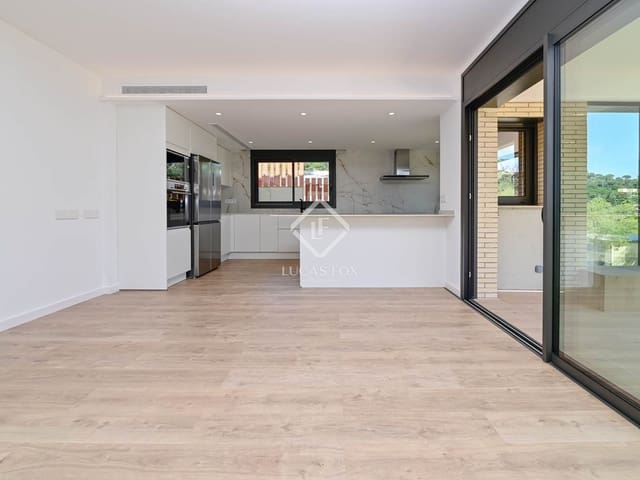 4 quarto Moradia para venda em S'Agaro, Castell-Platja d'Aro com piscina garagem - 1 570 000 € (Ref: 8931701)