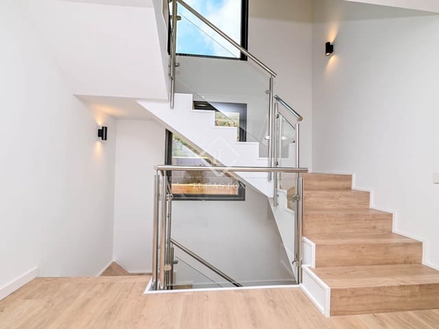 4 makuuhuone Huvila myytävänä paikassa S'Agaro, Castell-Platja d'Aro mukana uima-altaan 
autotalli - 1 650 000 € (Ref: 8931701)