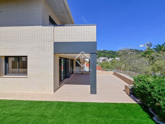 4 makuuhuone Huvila myytävänä paikassa S'Agaro, Castell-Platja d'Aro mukana uima-altaan 
autotalli - 1 650 000 € (Ref: 8931701)