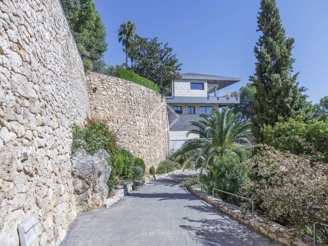 6 sypialnia Willa na sprzedaż w Chiva z basenem garażem - 2 500 000 € (Ref: 8934529)