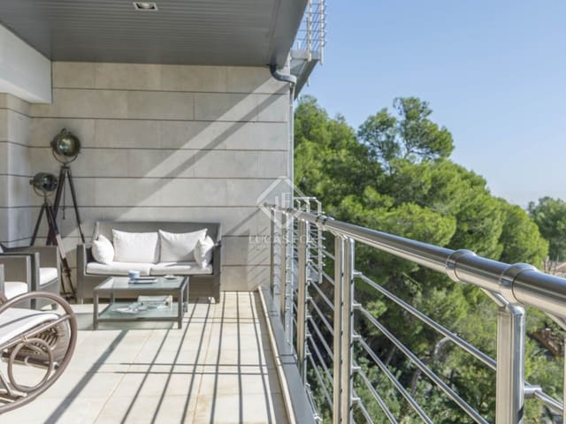 6 sypialnia Willa na sprzedaż w Chiva z basenem garażem - 2 500 000 € (Ref: 8934529)