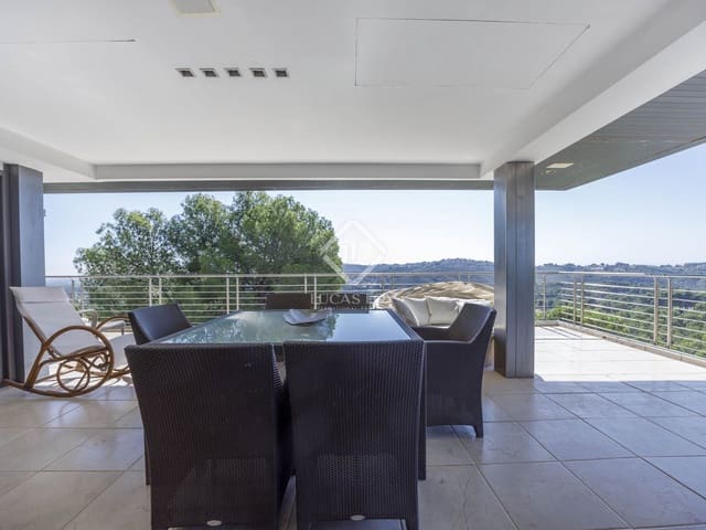 6 sypialnia Willa na sprzedaż w Chiva z basenem garażem - 2 500 000 € (Ref: 8934529)