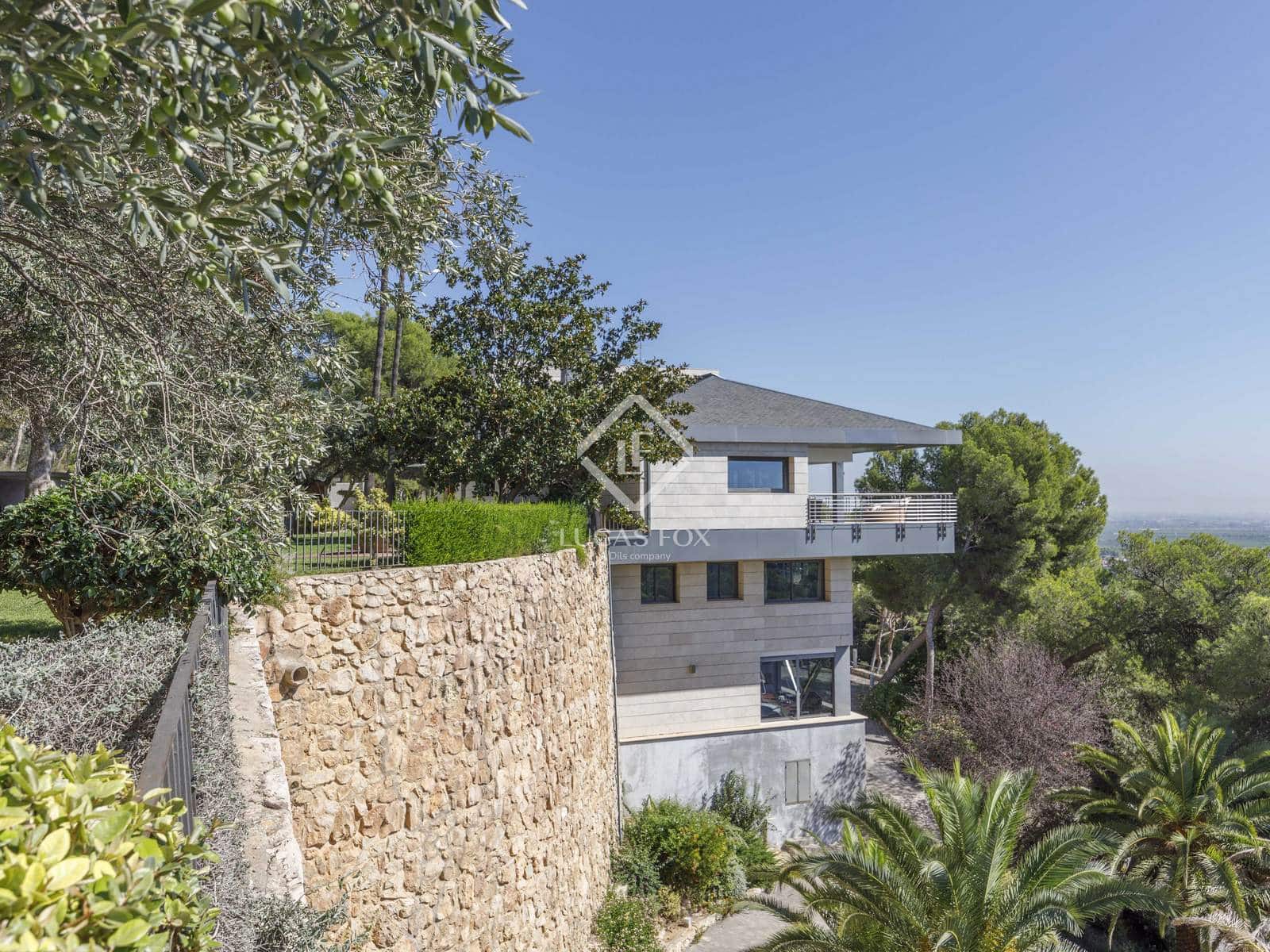 6 soveværelse Villa til salg i Chiva med swimmingpool garage - € 2.500.000 (Ref: 8934529)