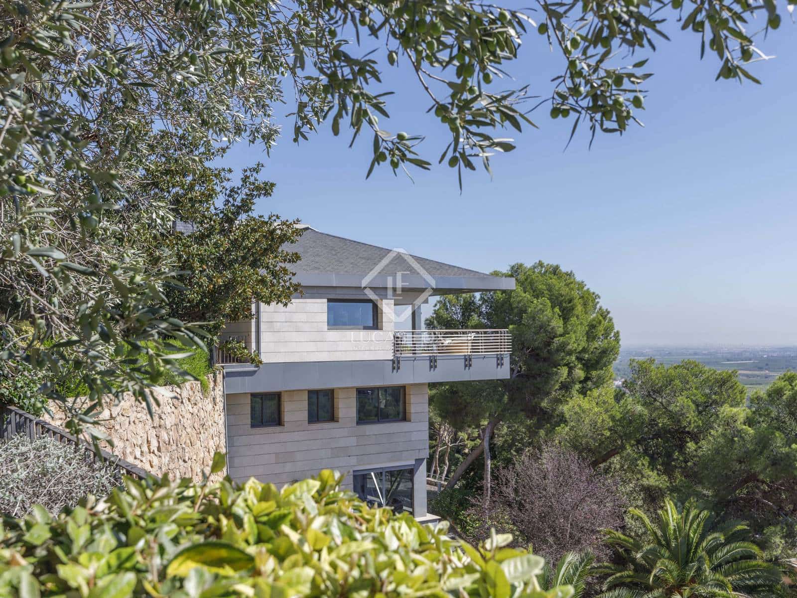 6 soveværelse Villa til salg i Chiva med swimmingpool garage - € 2.500.000 (Ref: 8934529)