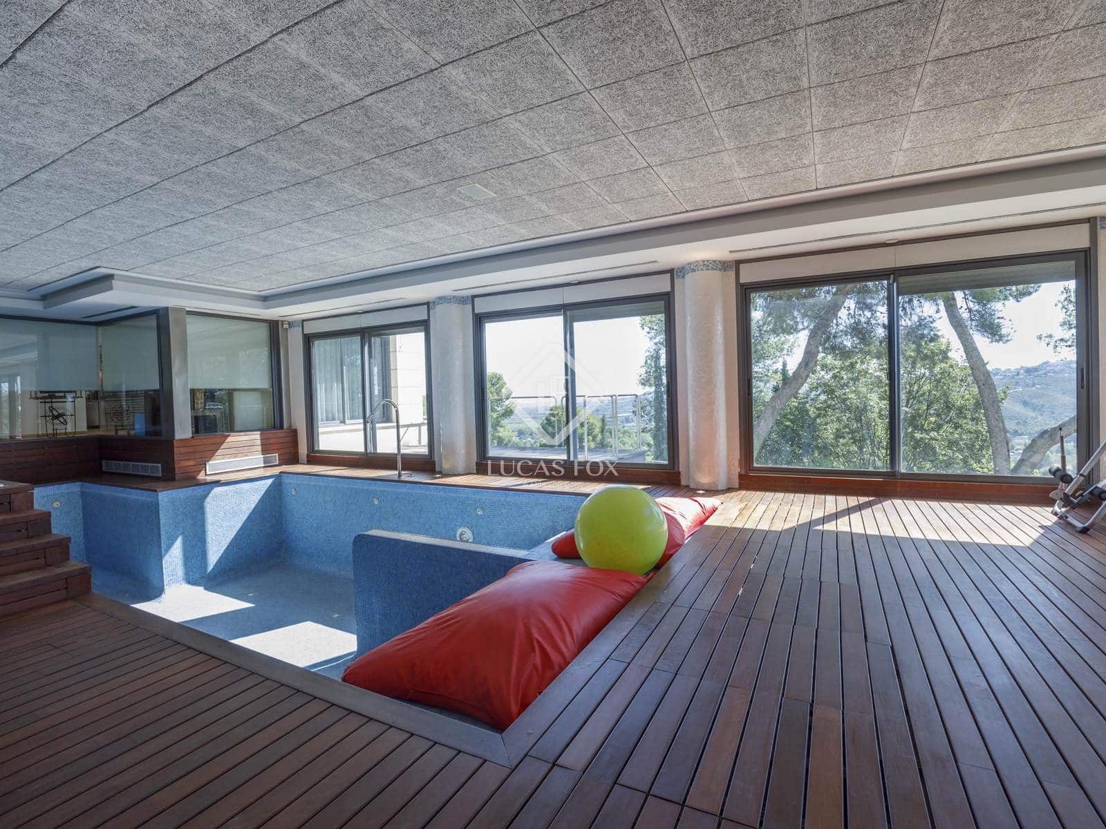 6 soveværelse Villa til salg i Chiva med swimmingpool garage - € 2.500.000 (Ref: 8934529)