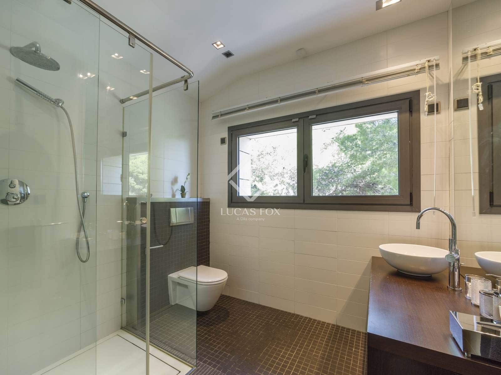 6 soveværelse Villa til salg i Chiva med swimmingpool garage - € 2.500.000 (Ref: 8934529)