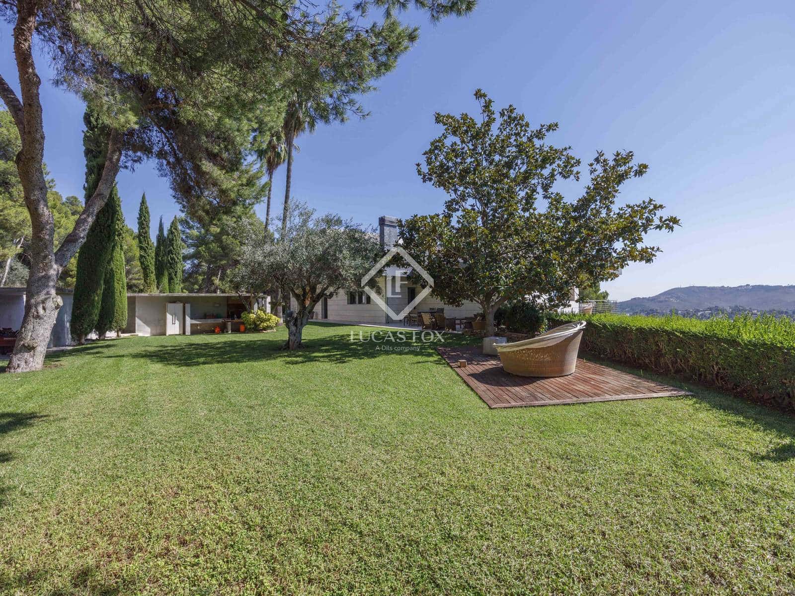 6 soveværelse Villa til salg i Chiva med swimmingpool garage - € 2.500.000 (Ref: 8934529)