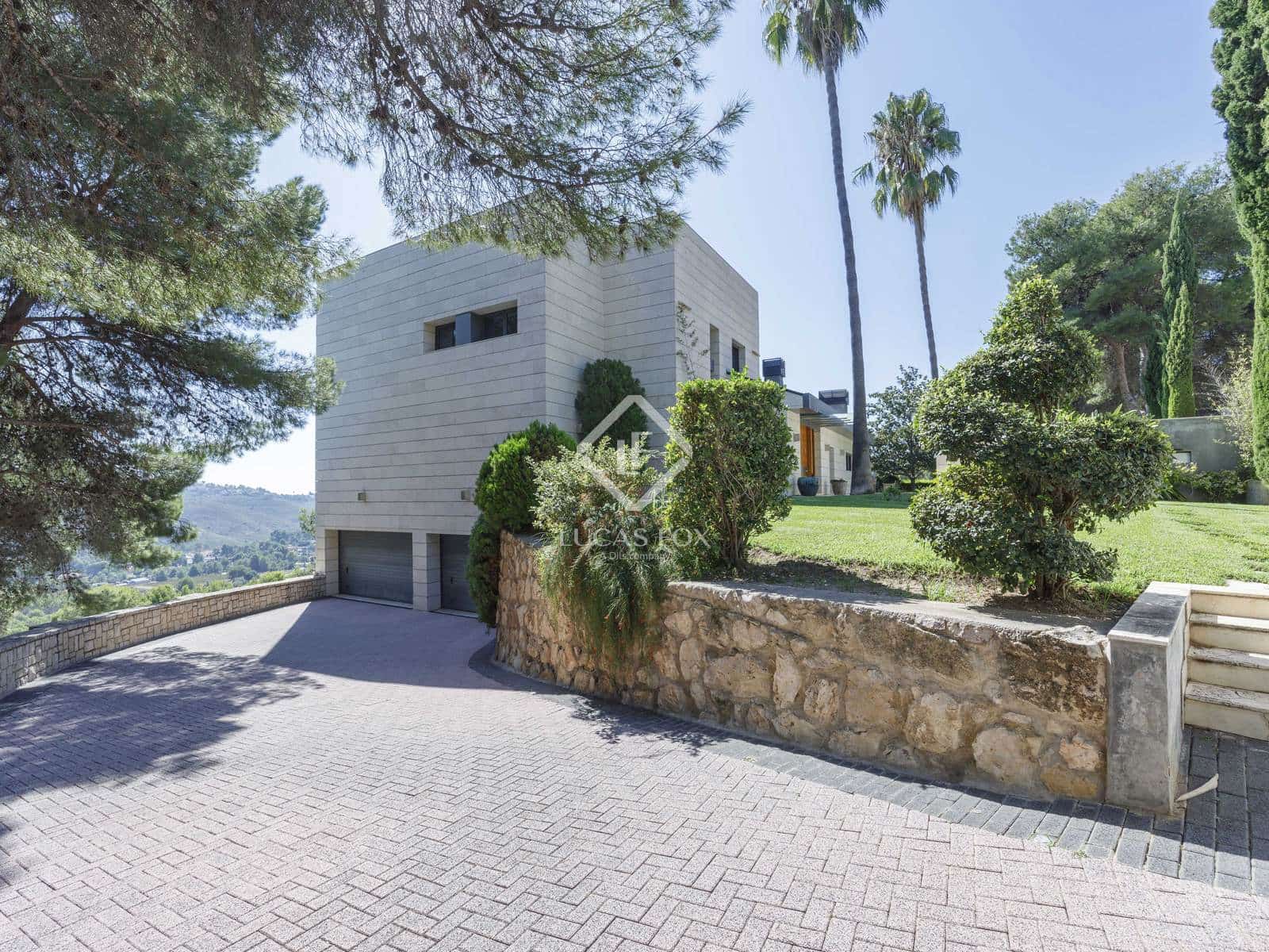 6 soveværelse Villa til salg i Chiva med swimmingpool garage - € 2.500.000 (Ref: 8934529)