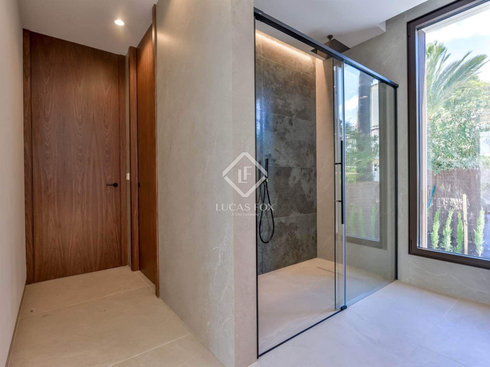 4 bedroom Villa for sale in Altea with pool garage - € 2,795,000 (Ref: 8934607)