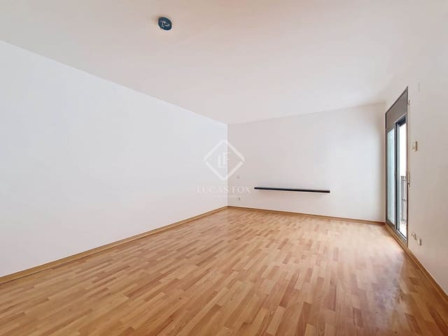 2 quarto Apartamento para venda em Vilanova i la Geltrú - 280 000 € (Ref: 8936024)