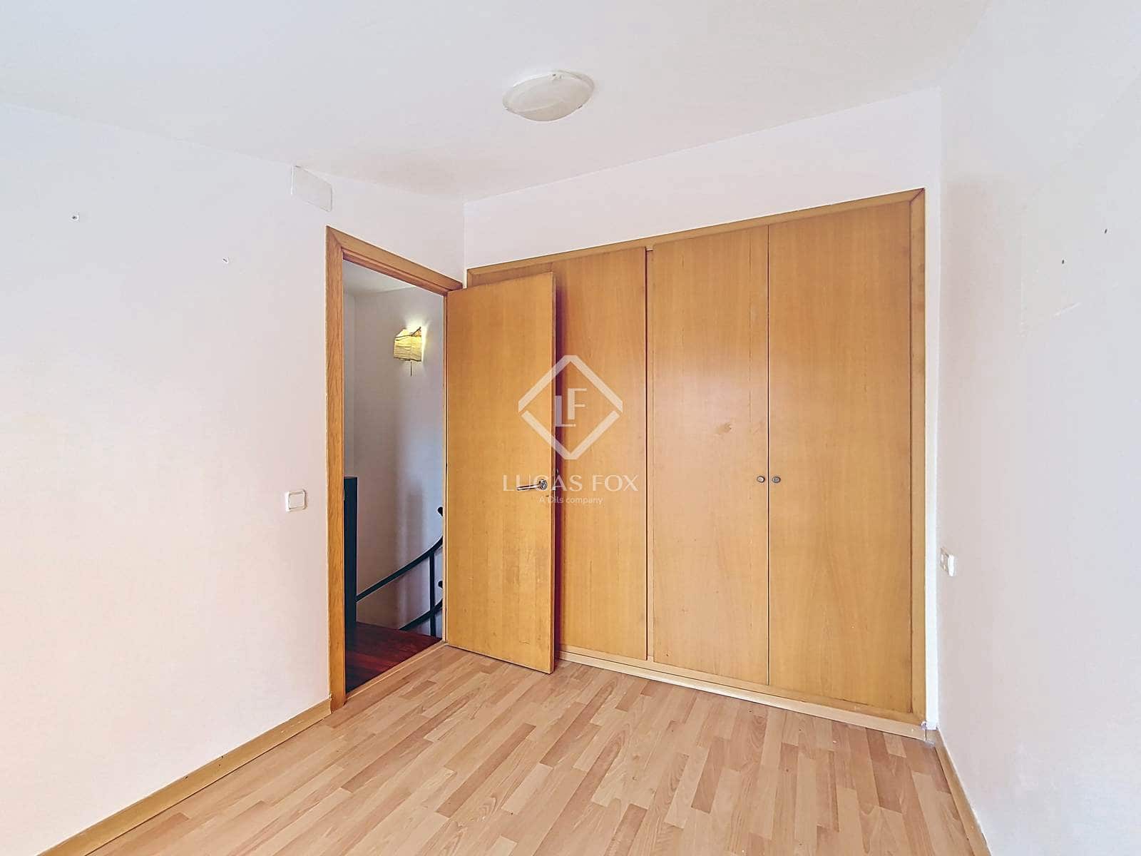 2 makuuhuone Huoneisto myytävänä paikassa Vilanova i la Geltru - 280 000 € (Ref: 8936024)