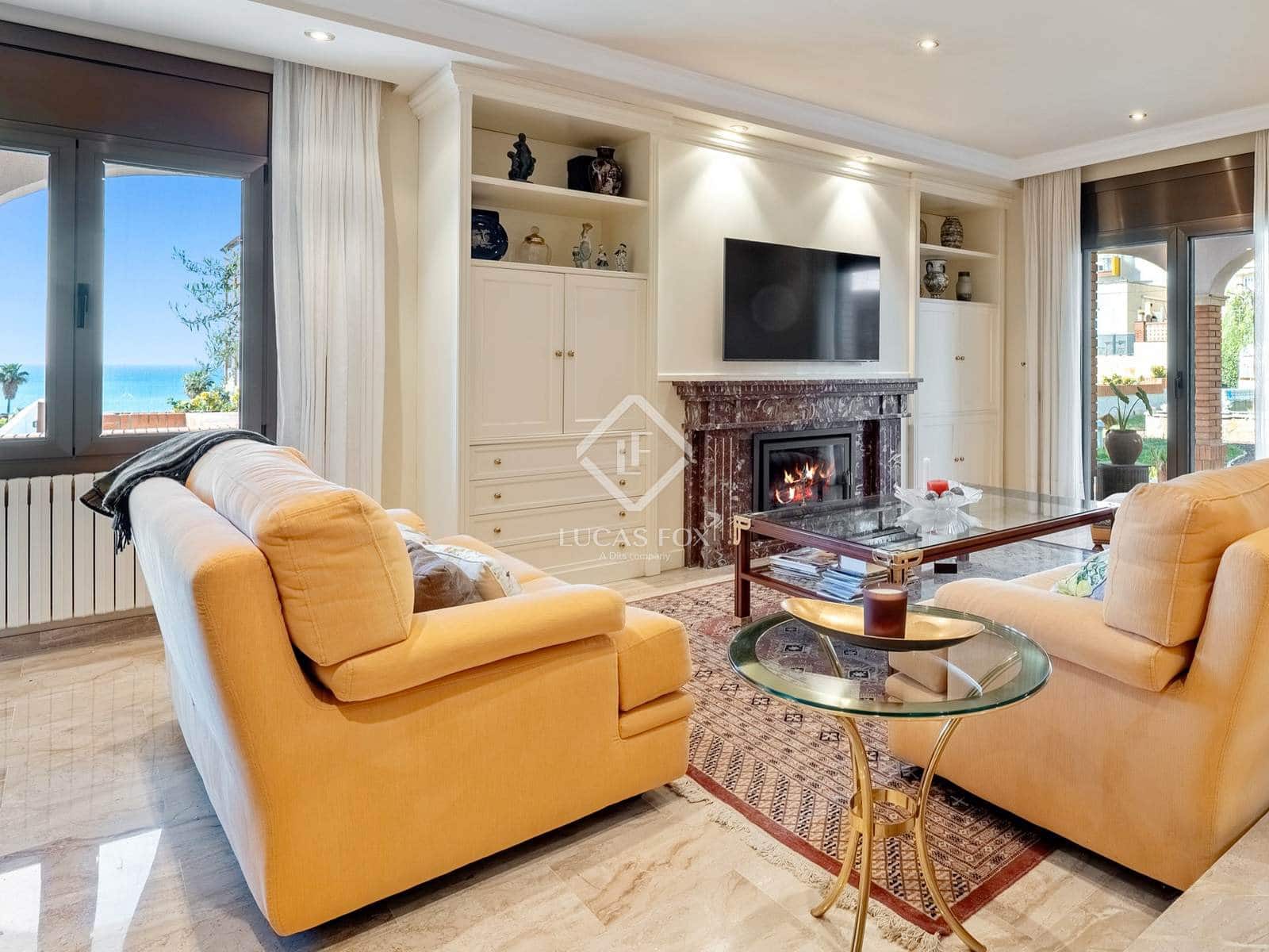 8 soveværelse Villa til salg i Tarragona by med swimmingpool garage - € 1.595.000 (Ref: 8936372)