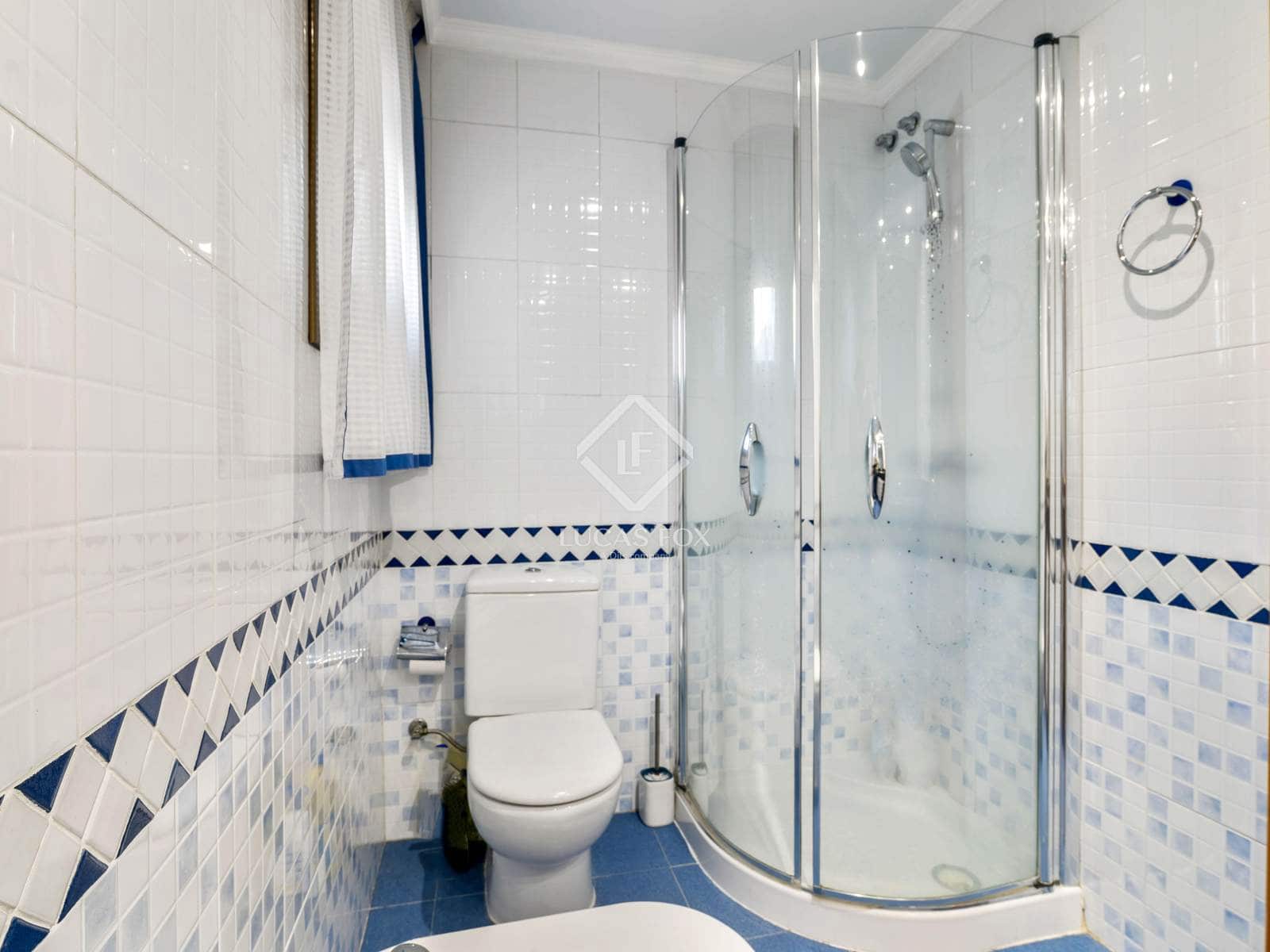 8 soveværelse Villa til salg i Tarragona by med swimmingpool garage - € 1.595.000 (Ref: 8936372)