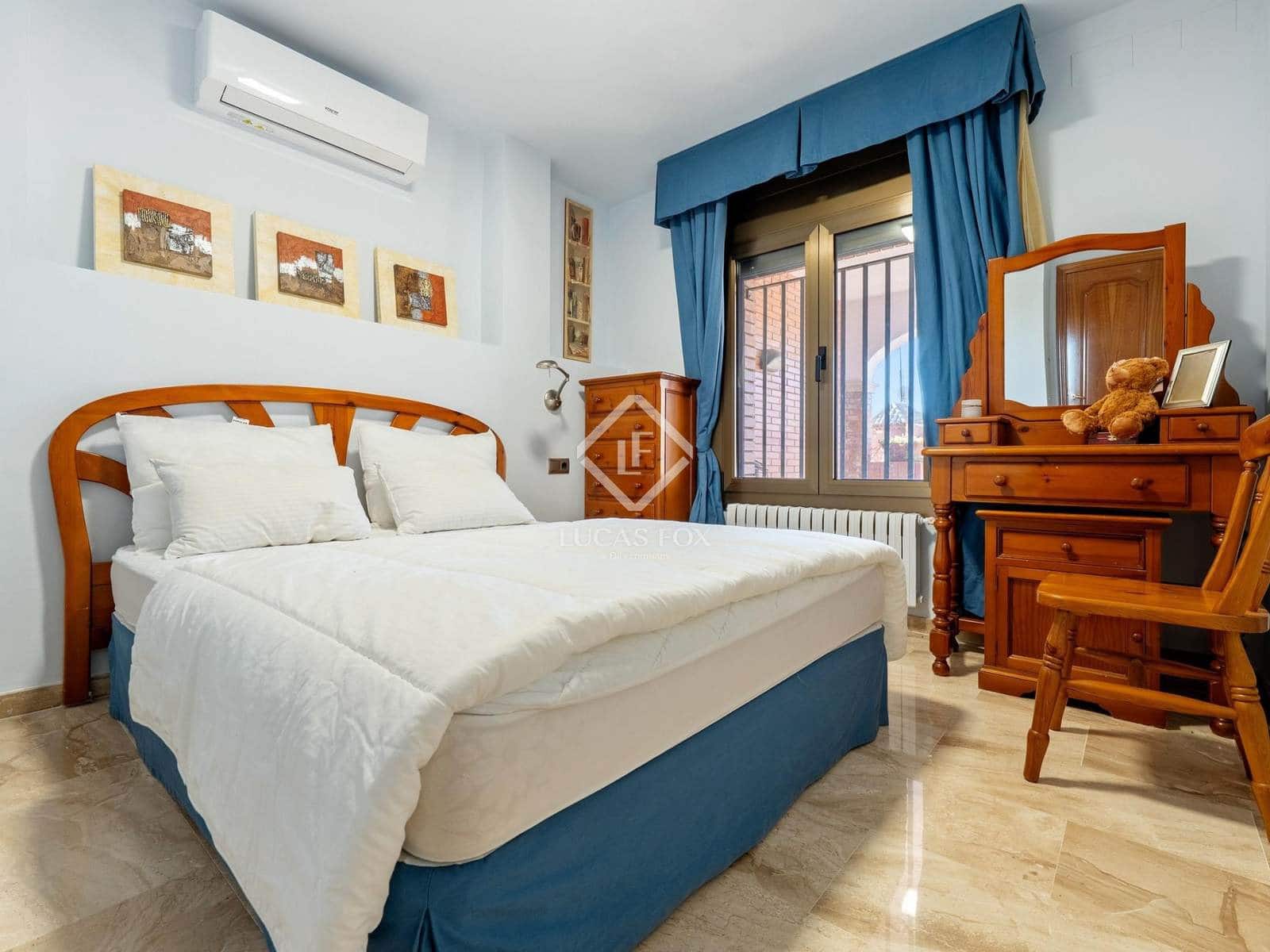 8 soveværelse Villa til salg i Tarragona by med swimmingpool garage - € 1.595.000 (Ref: 8936372)