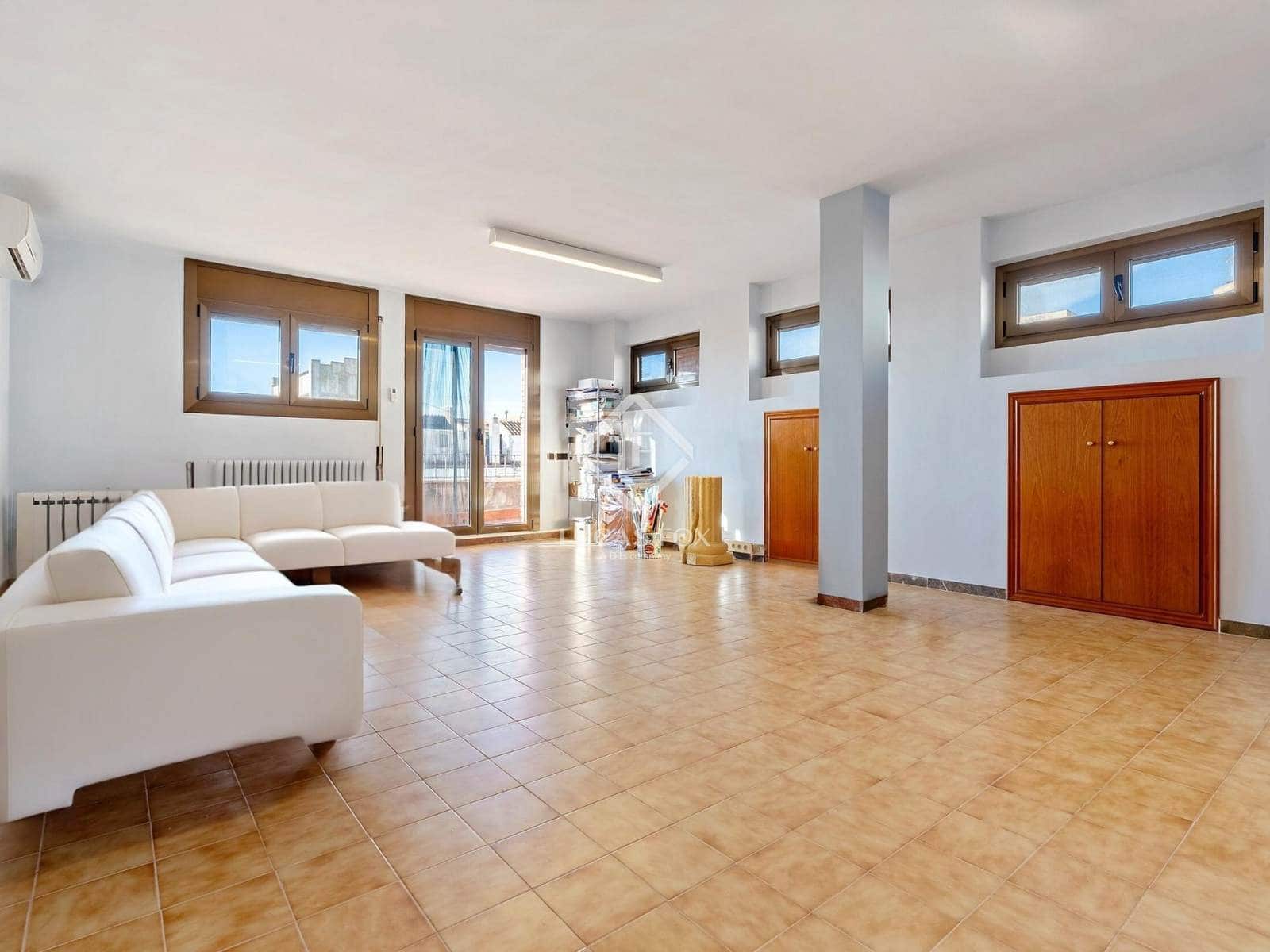 8 soveværelse Villa til salg i Tarragona by med swimmingpool garage - € 1.595.000 (Ref: 8936372)