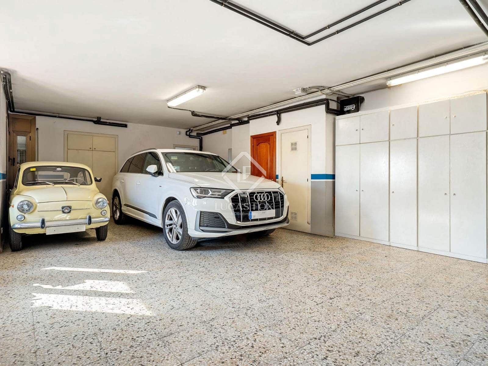 8 soveværelse Villa til salg i Tarragona by med swimmingpool garage - € 1.595.000 (Ref: 8936372)