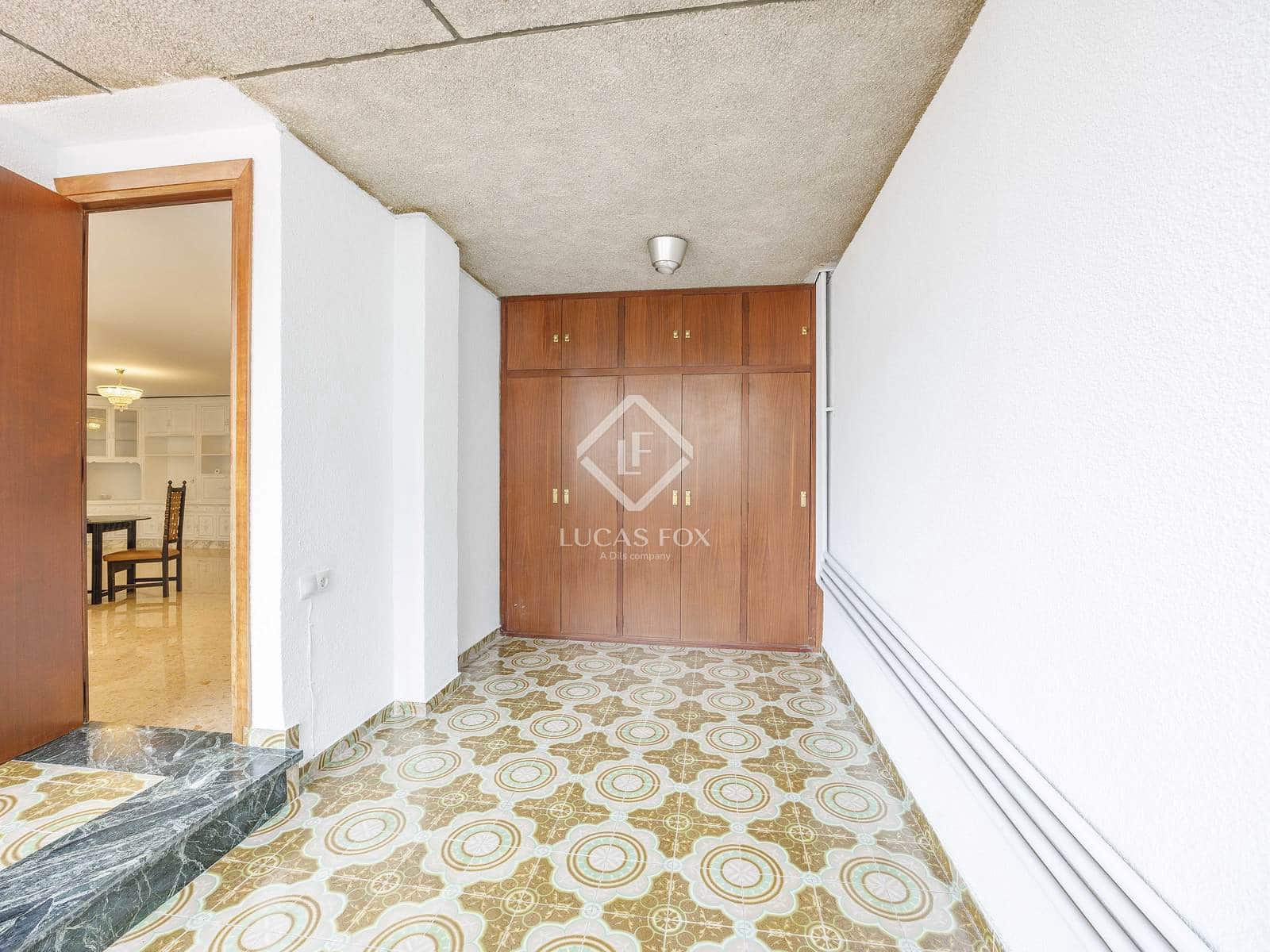 Apartamento de 6 habitaciones en València ciudad en alquiler - 2.700 € (Ref: 8936373)