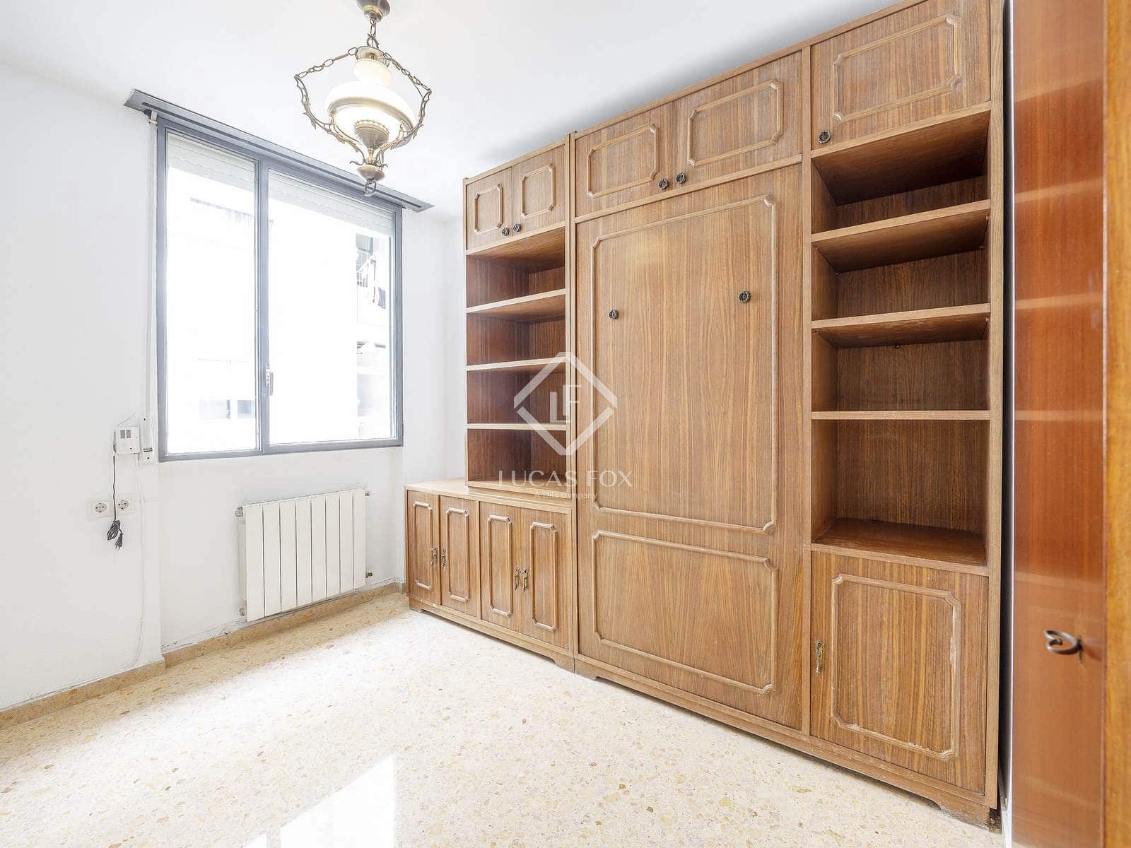 Apartamento de 6 habitaciones en València ciudad en alquiler - 2.700 € (Ref: 8936373)