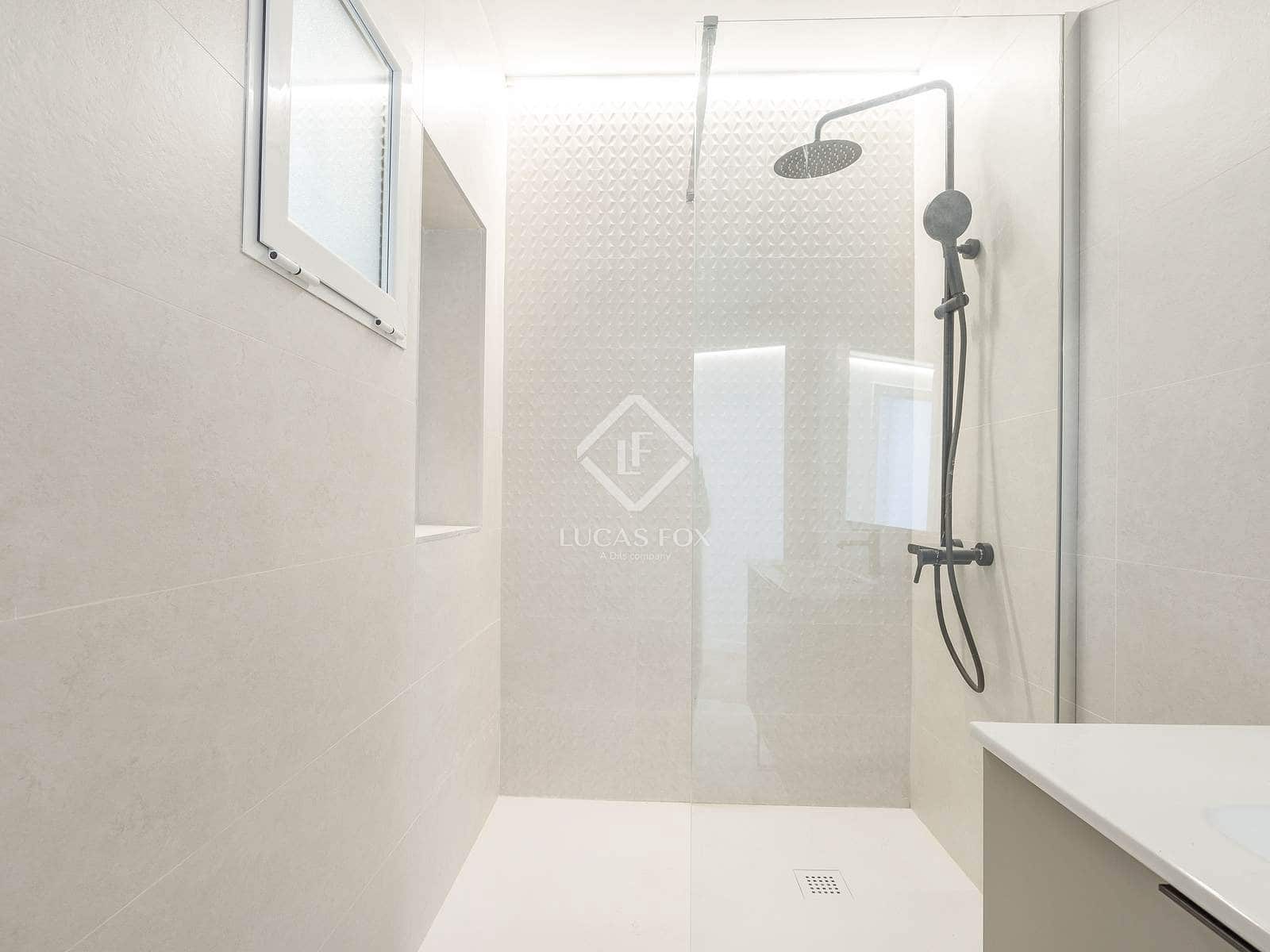 3 camera da letto Appartamento da affittare in Valencia citta - 2.300 € (Rif: 8937973)