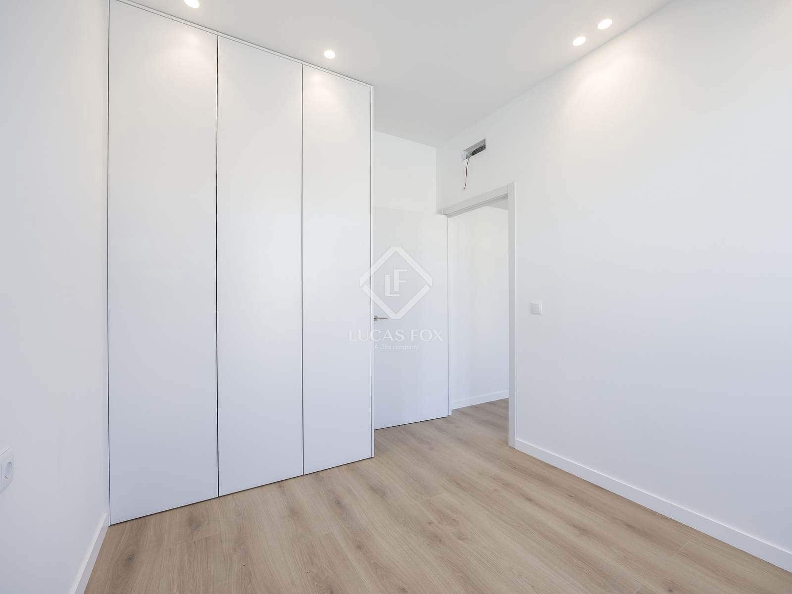 3 camera da letto Appartamento da affittare in Valencia citta - 2.300 € (Rif: 8937973)