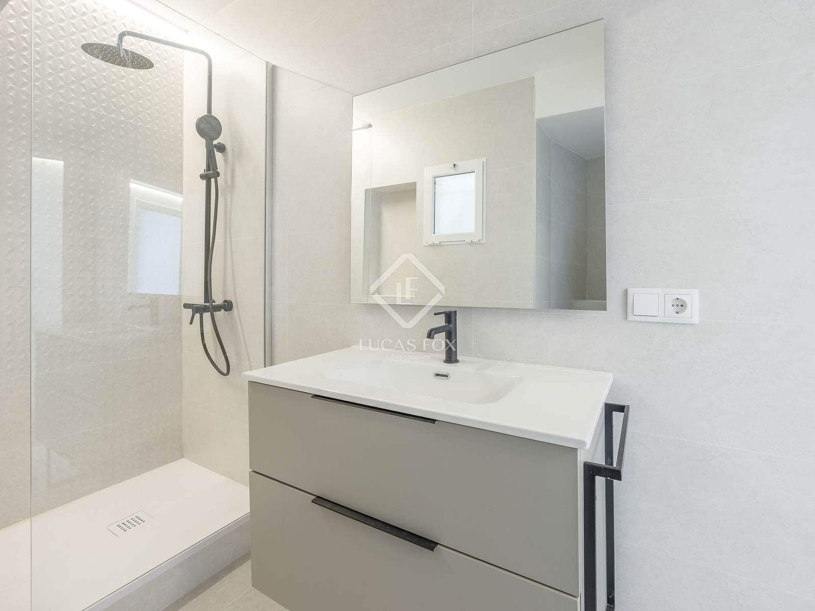 3 camera da letto Appartamento da affittare in Valencia citta - 2.300 € (Rif: 8937973)