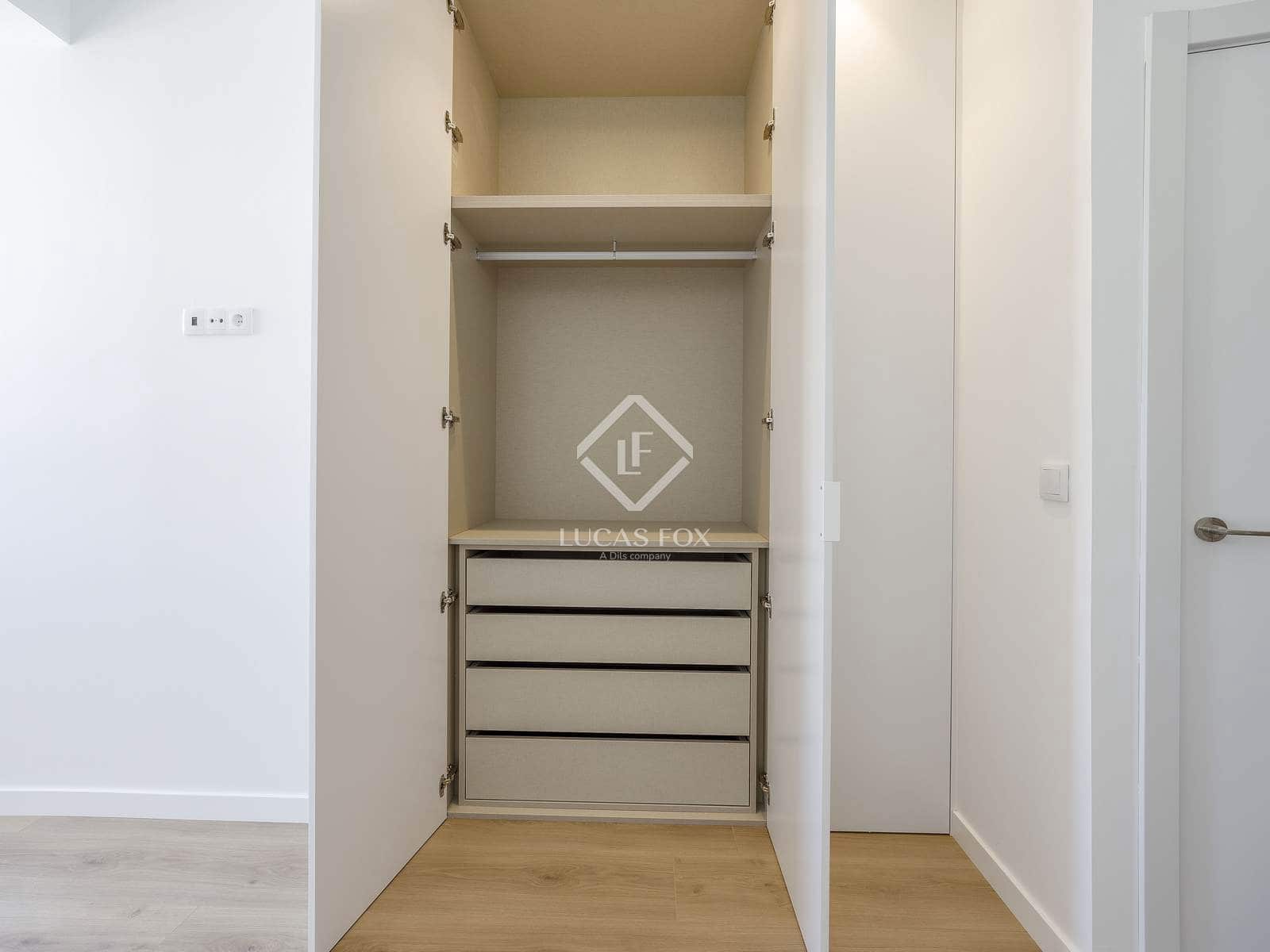 3 camera da letto Appartamento da affittare in Valencia citta - 2.300 € (Rif: 8937973)