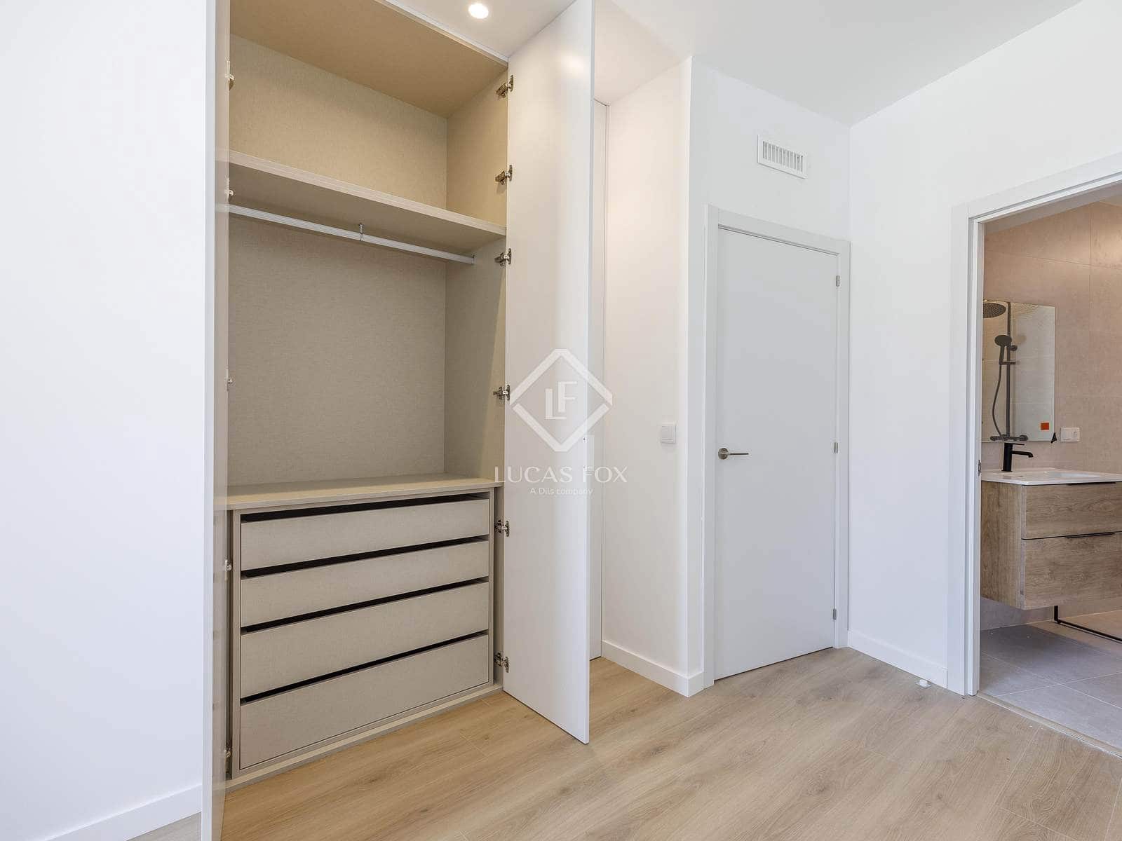 3 camera da letto Appartamento da affittare in Valencia citta - 2.300 € (Rif: 8937973)