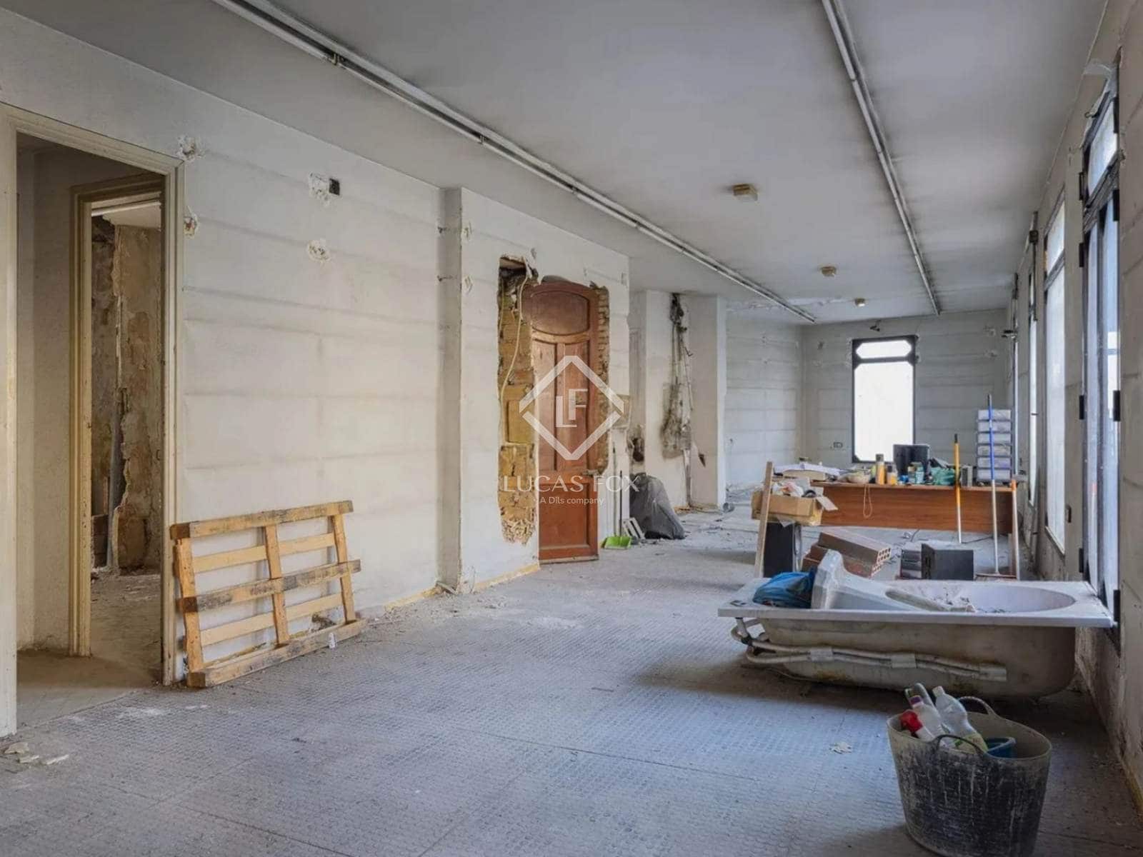 3 bedroom Apartment for sale in Valencia city - € 459,000 (Ref: 8938206)